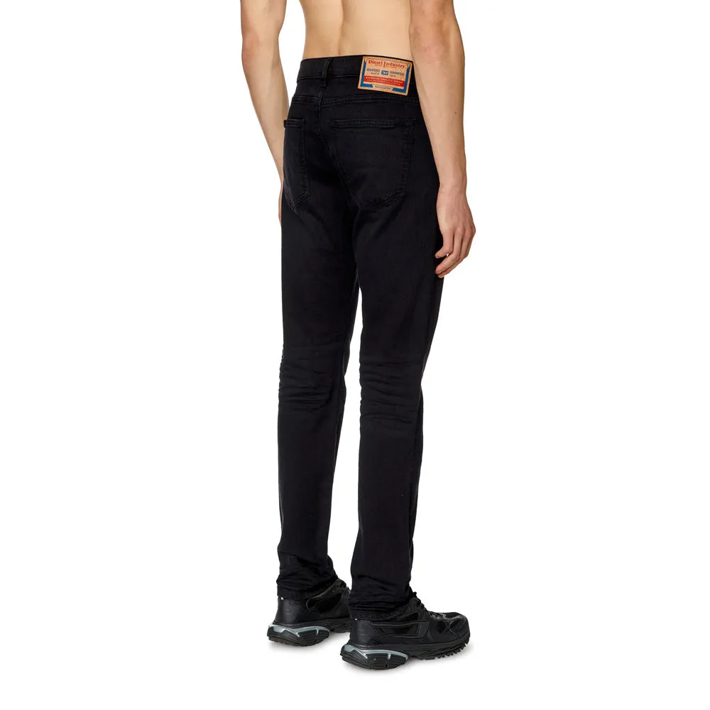 Strukt L.32 Jeans - Denim Black